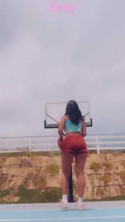 🏀