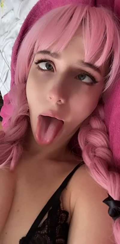 Be honest, would you jerk off if I send you some of my nudes?