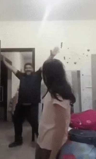 Her dad got the moves