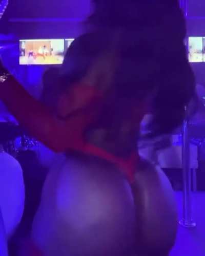 🍑🍑🍑
