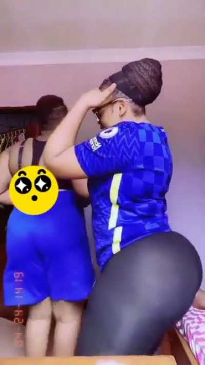 🍑😮