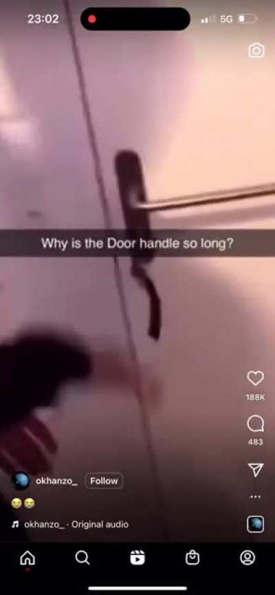The longest handle 😭😂😂😂