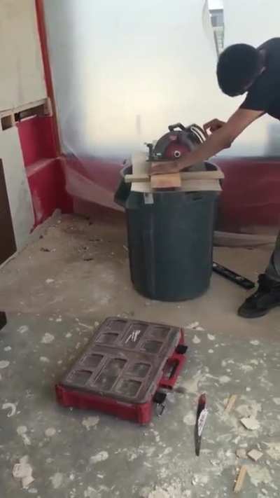 Los jóvenes son el futuro del país. También los jóvenes xddd