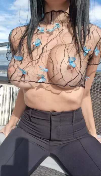 Up for nudes, yes I actually send 👻night_queen67