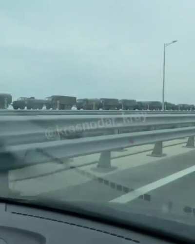 rusya ukrayna sınırına tank yığıyor şuan binlerce tank olduğu söyleniyor