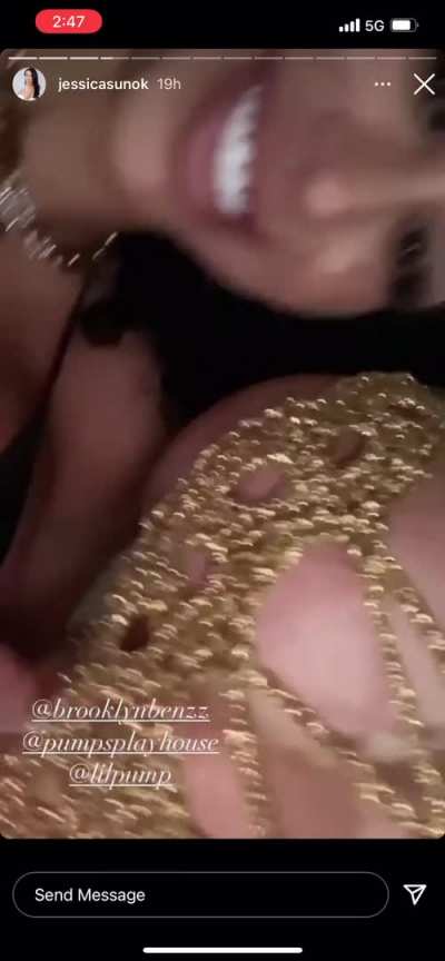 GET HER FOLDER ⬇️⬇️⬇<wbr>️