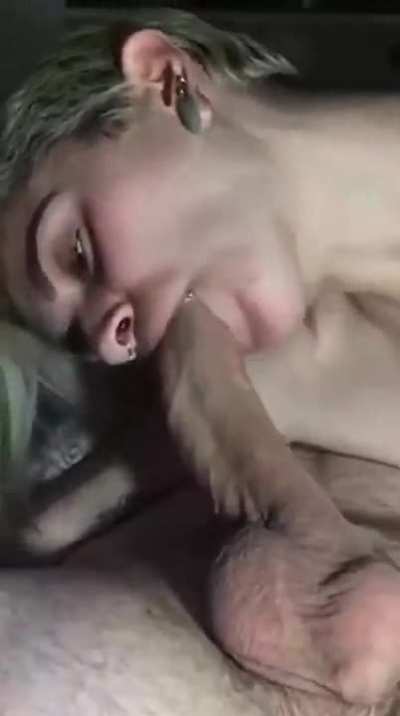 [/r/g<wbr>iveme<wbr>asauc<wbr>e] She'd finish me in seconds