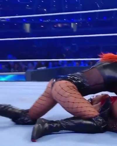 becky lynch tonight in raw!! this is a great. We're waiting for Becky Lynch to appear in Rao_You Video of her hot ass... 👀👀🍑🍑!<wbr>!