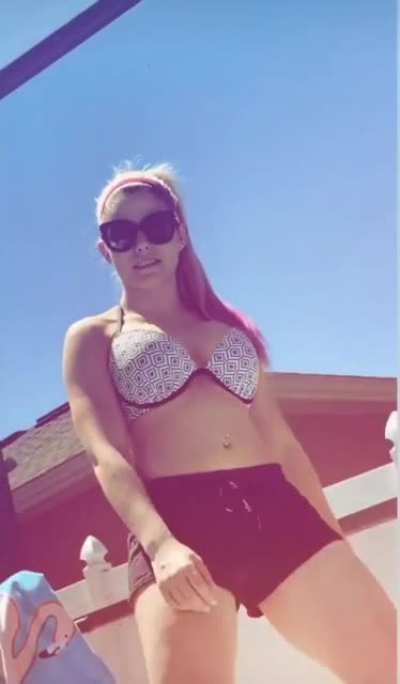 Requested video/bikini top shimmy