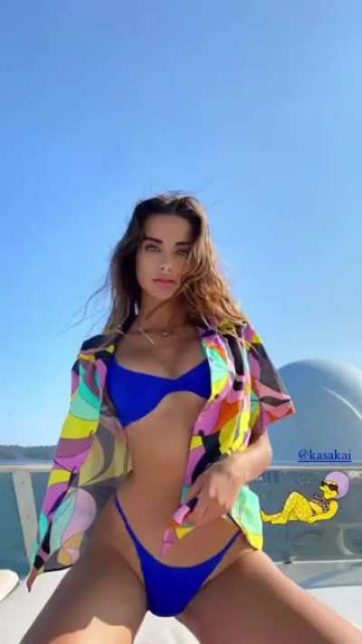 Liza Kovalenko (@liz<wbr>akova<wbr>lenko<wbr>o)