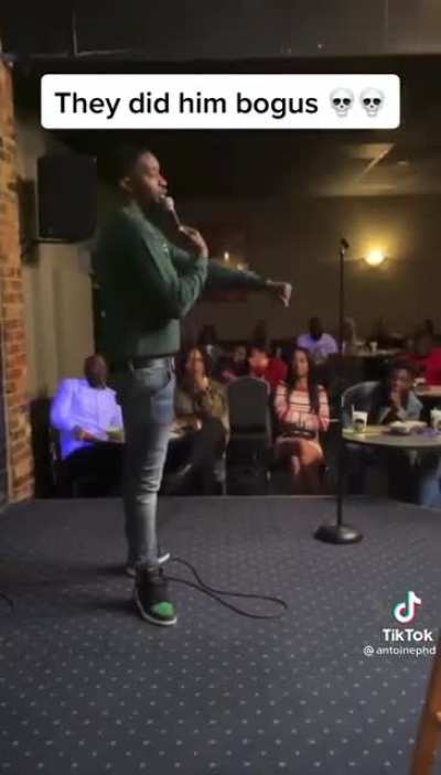 A Vaudeville Hook Worthy Performance