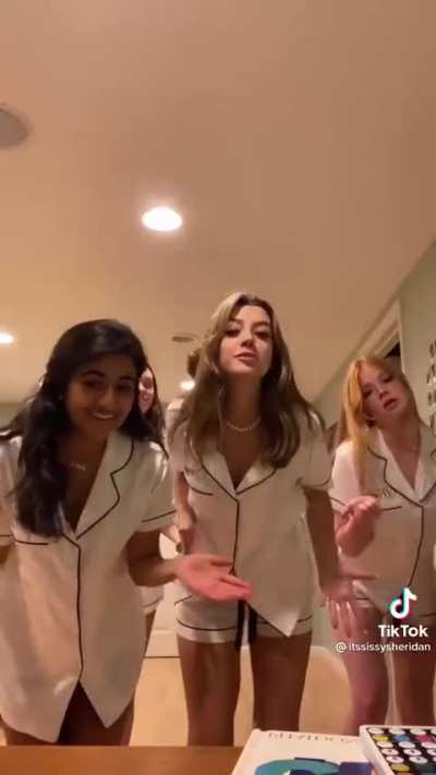 Pajama twerk