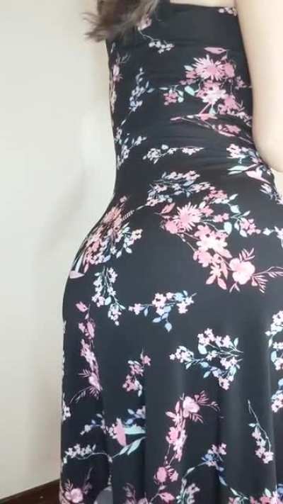 Sexy Stinky Girl Farts 😈 To watch the full video the link will be linked below in the comments ↙️💦