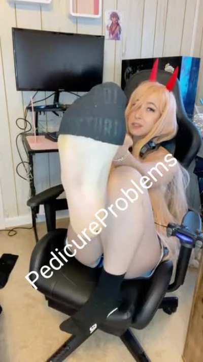 Ever sucked on a cosplayer’s toes before?