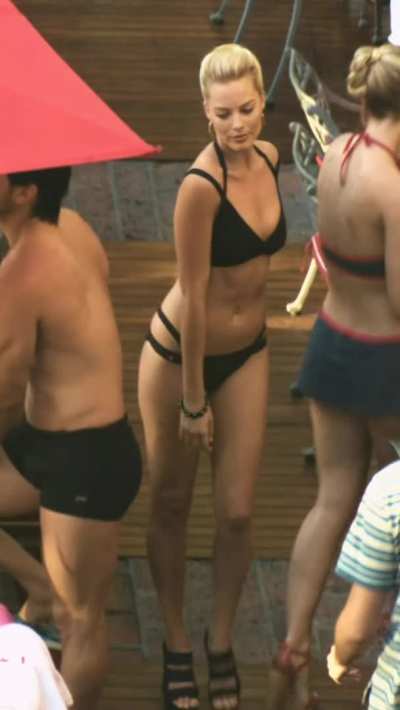 Poolside Seductress