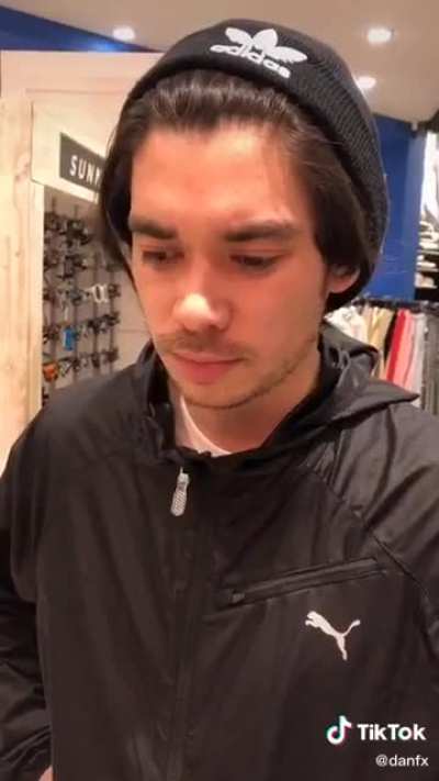 Retail workers be like
