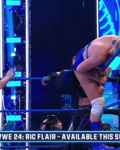 Lacey Evans