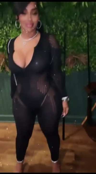 Ayisha 🔥