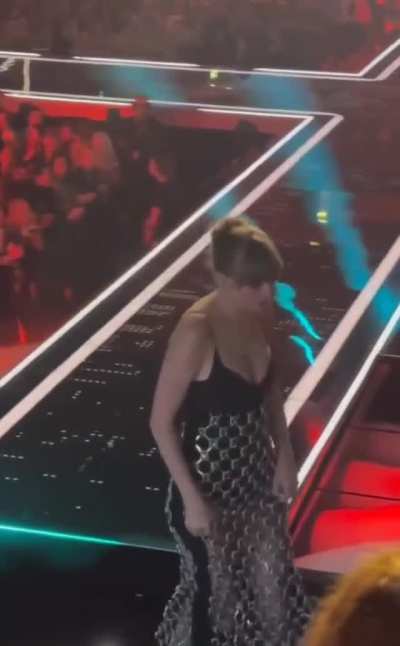 My Wife Taylor Swift loves showing off her boobs