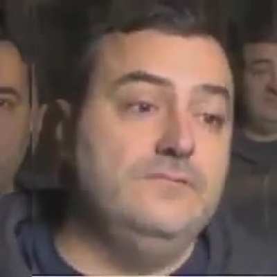 Mike sings a song