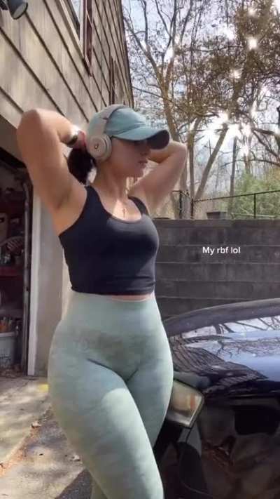 @angiepfit