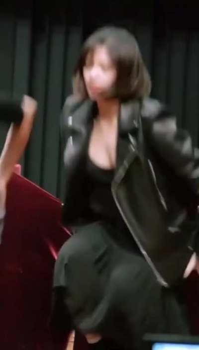 Jeongyeon’s boobs