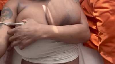 Big black boobies