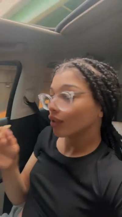 🧏🏽‍♀️