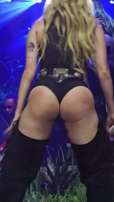 Luísa Sonza