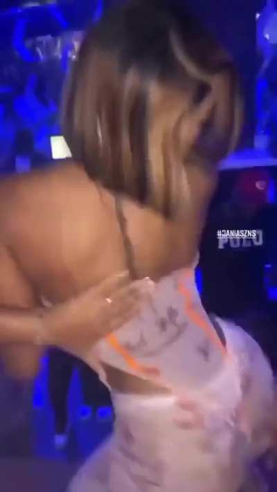 🤫