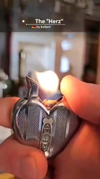 Some of these vintage lighters ...🔥
