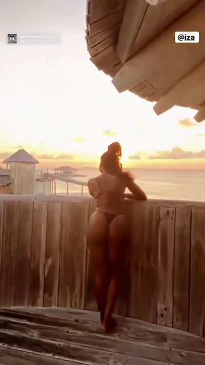 Iza
