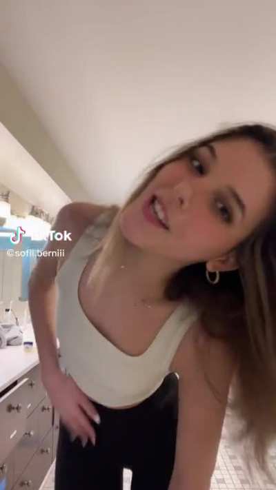 💋