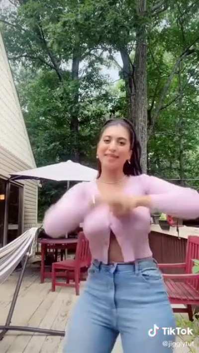 No bra