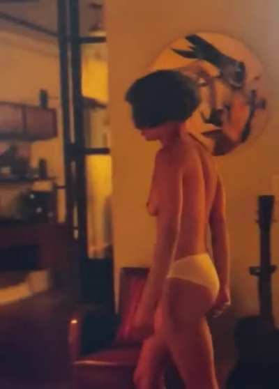 Zoe Kravitz from Kimi
