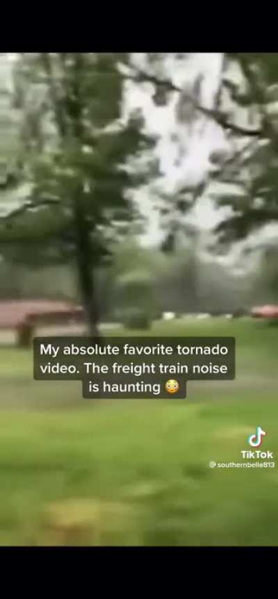 This is the clearest audio of that terrifying freight train sound ascribed to the winds of a tornado.