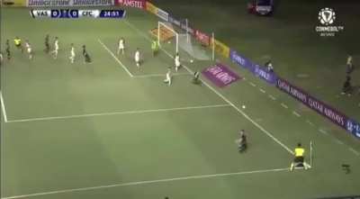 Toda a habilidade do atleta Cruzmaltino