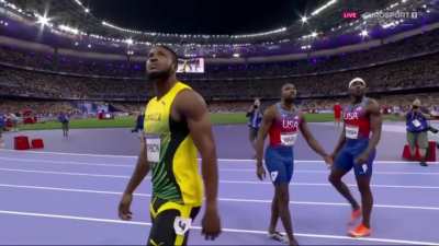 Noah Lyles wins Men's 100m sprint Gold after a close photo finish!