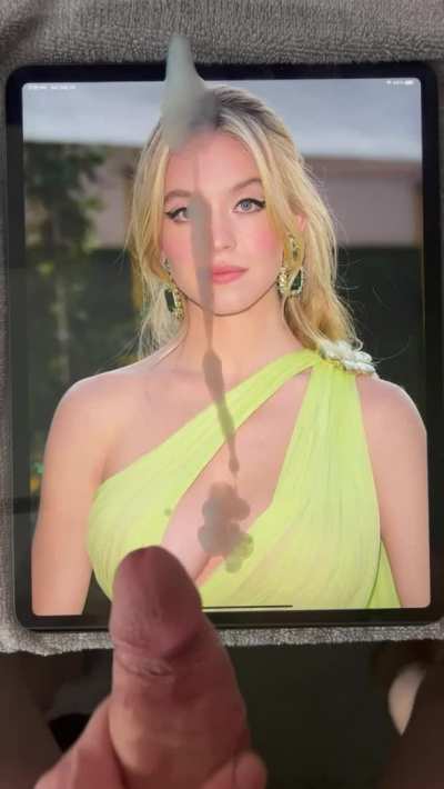 Sydney Sweeney cumtribute