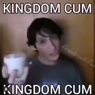 C U M