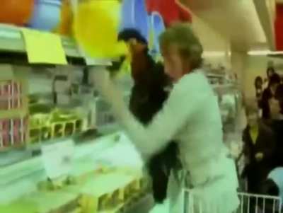 Emu pulls Rod Hull into a freezer