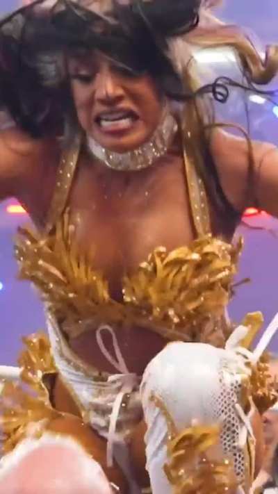 Mercedes Moné