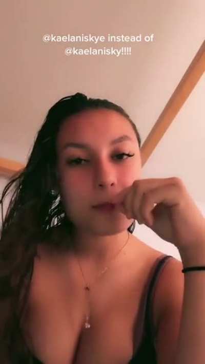KaelaniSkye - Video #4318
