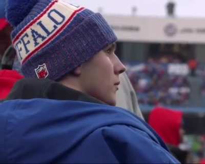 I love Josh Allen. I’m not even a Bills fan (take this how you may) but he has me so invested in every game.