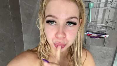 21[F4M] Hit the up arrow & i'll send an instaant nude . Looking for Video Sexting & Meetup. T.elegram💕 lexilore99
