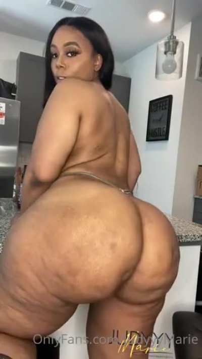 i need more of her🥵