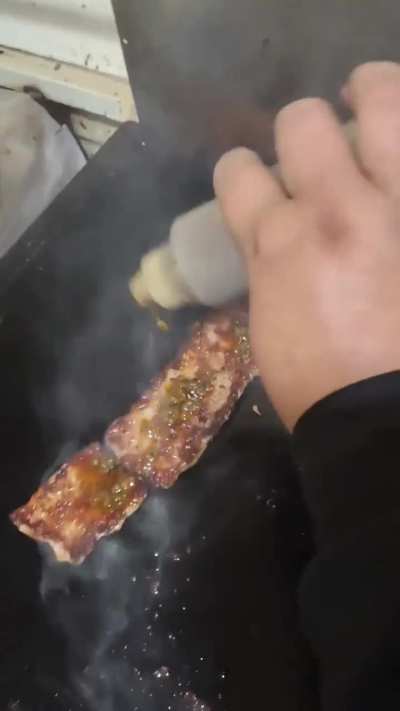 Publicidad, actuación, suspenso, intriga, cringe, síndrome de Estocolmo y hambre