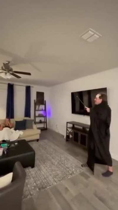 HMB while I show you my harry potter skills.