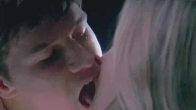 Reese Witherspoon tongue kissing scenes in Fear (1996)