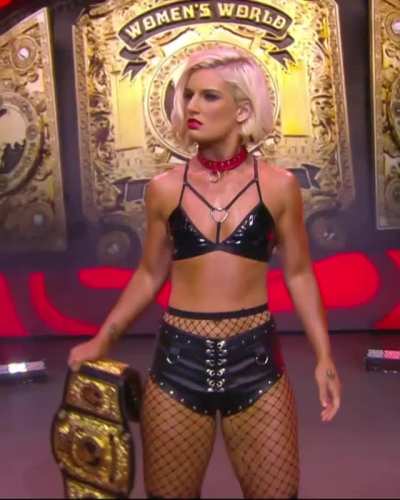 Toni Storm